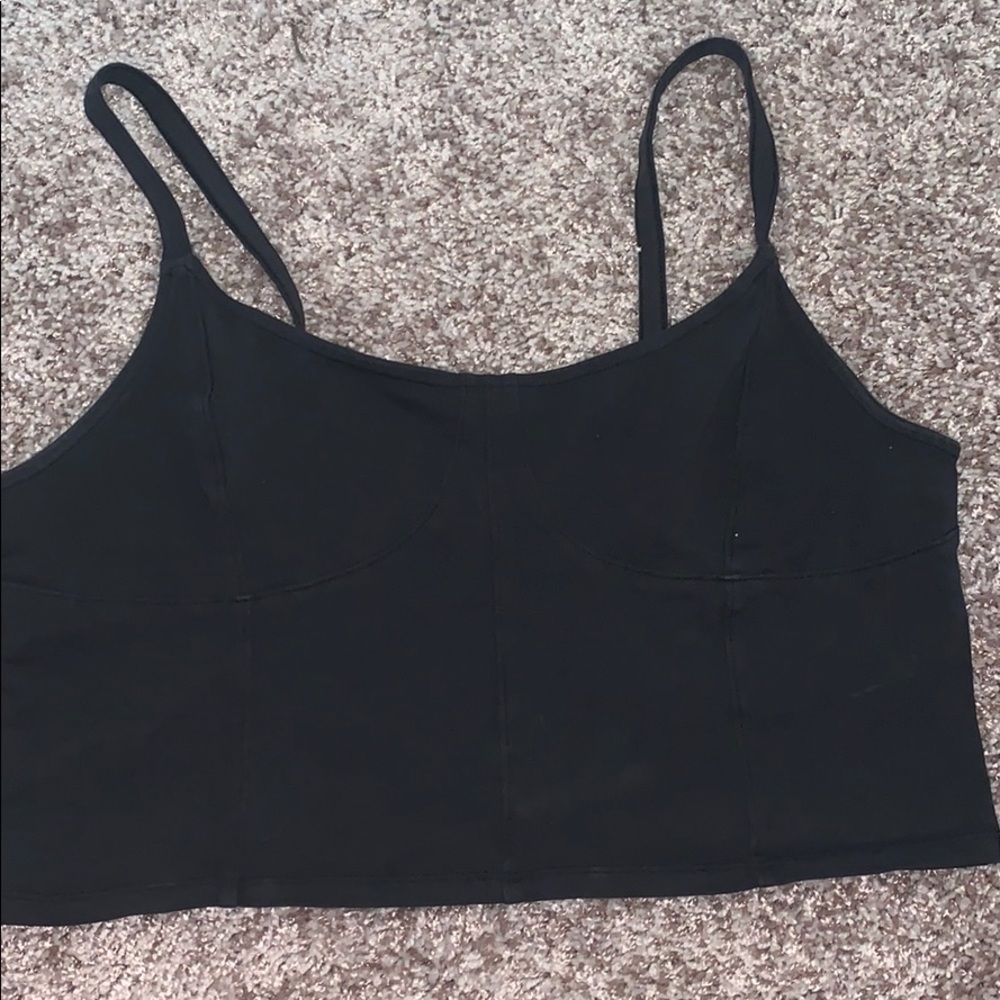 Black cropped tank top with stitching